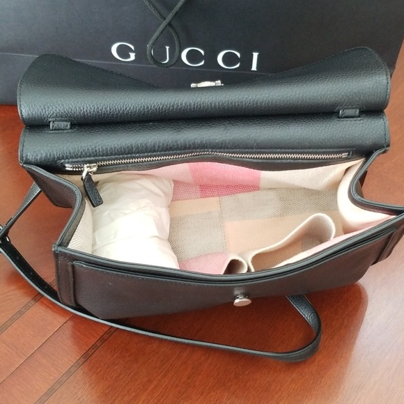 Gucci Black Leather Cross Body Bag - Picture 2 of 5